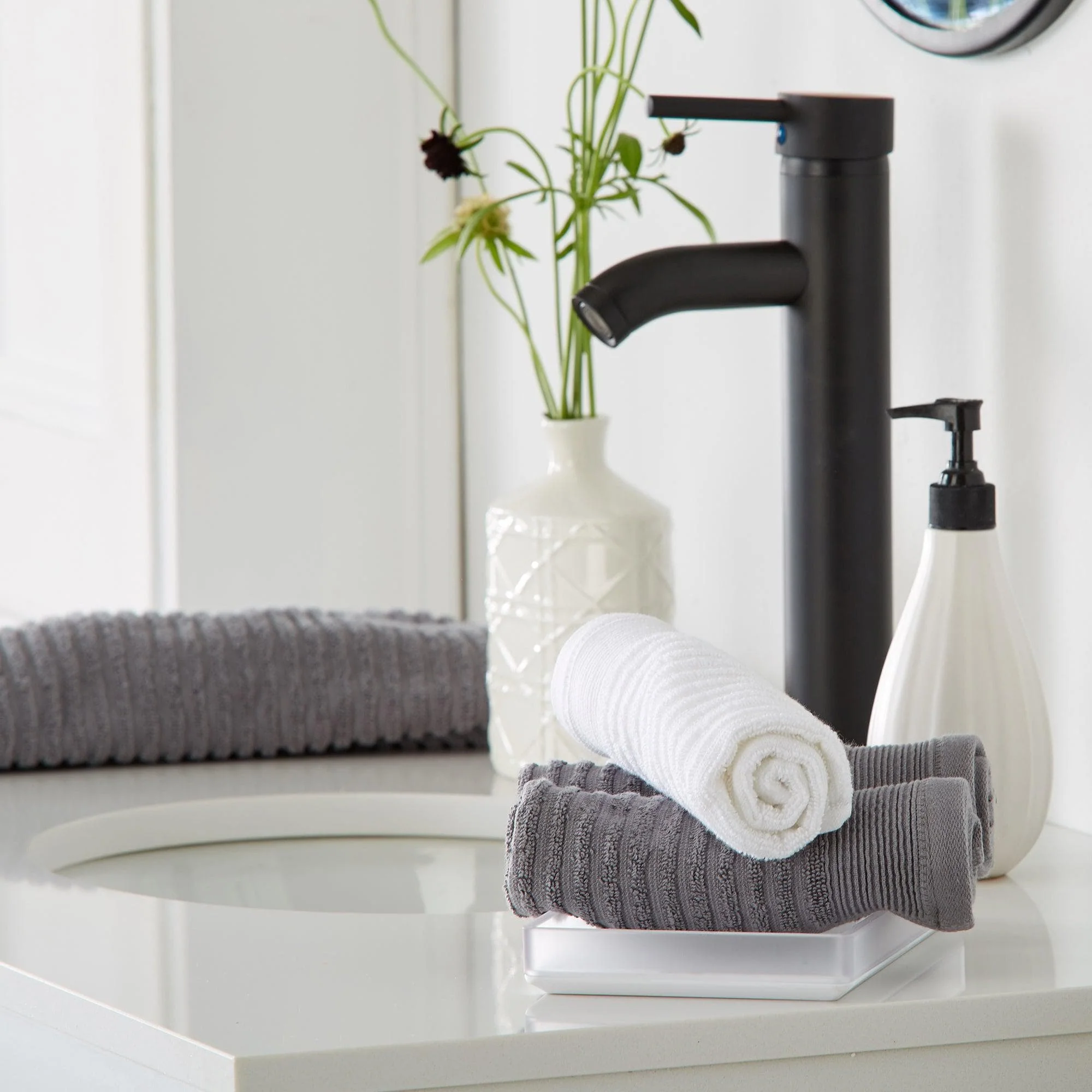 4 Pack Ribbed Hand Towels - Rori Collection - Image 25