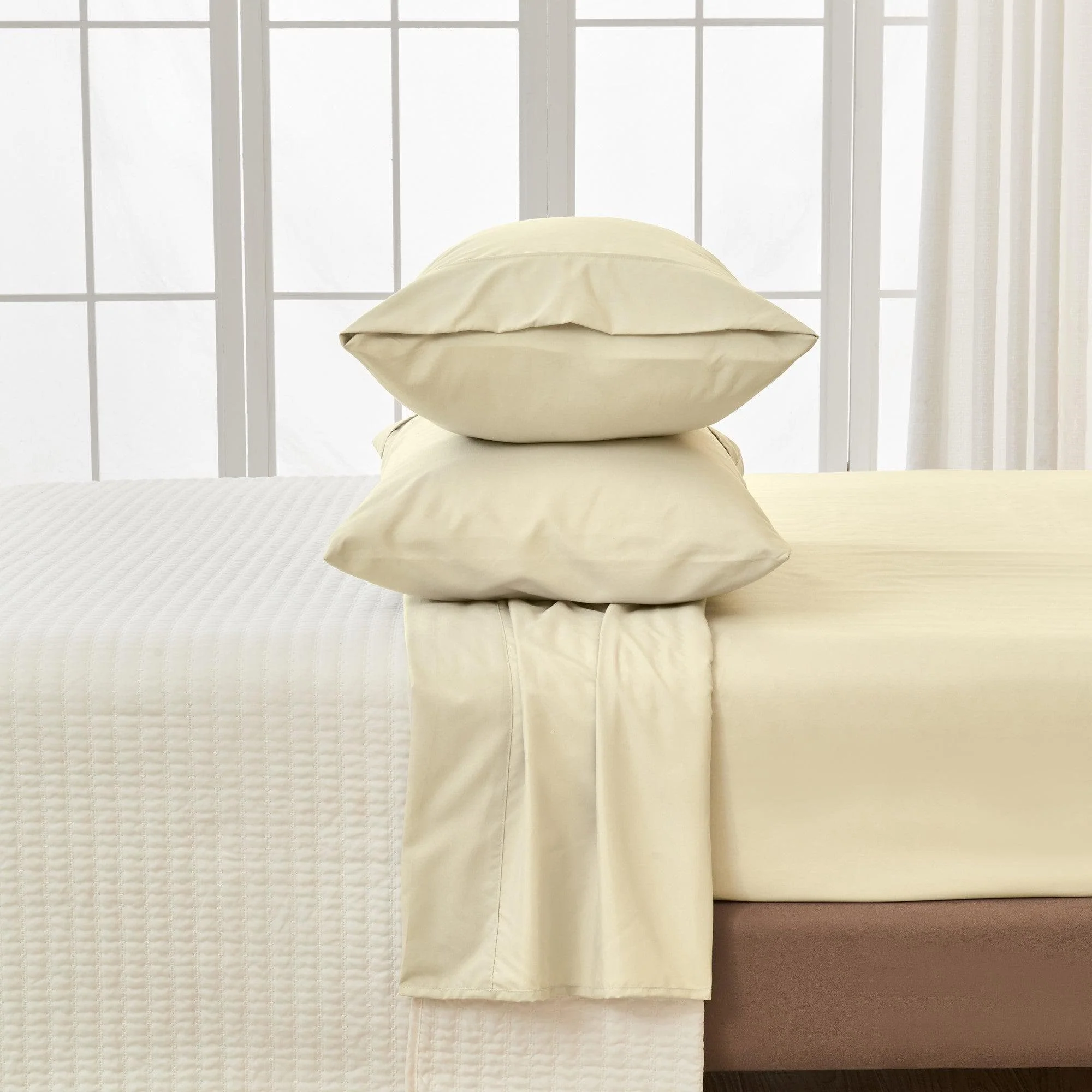 4 Piece Solid Microfiber Sheet Set - Amara Collection - Image 5