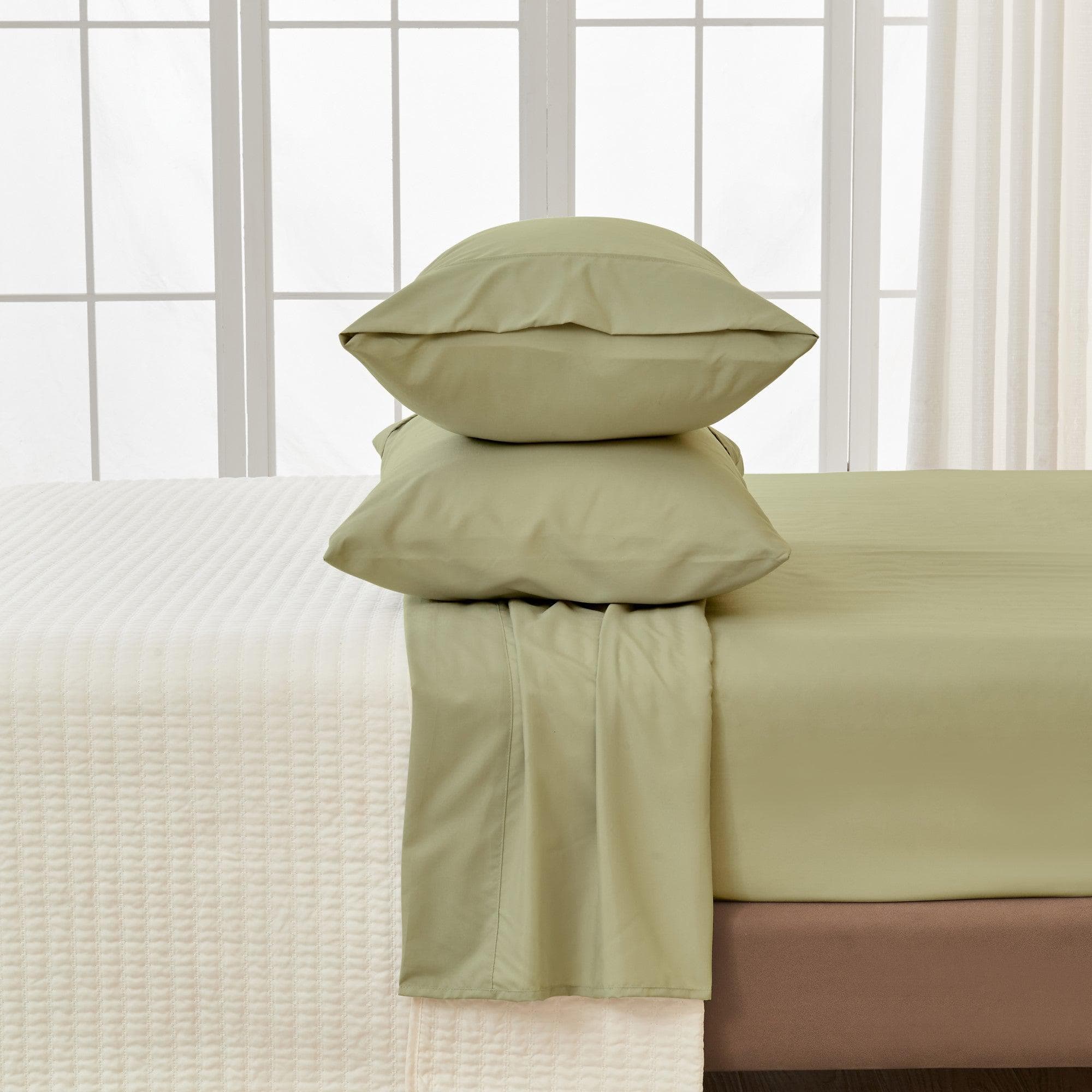 4 Piece Solid Microfiber Sheet Set - Amara Collection - Image 8