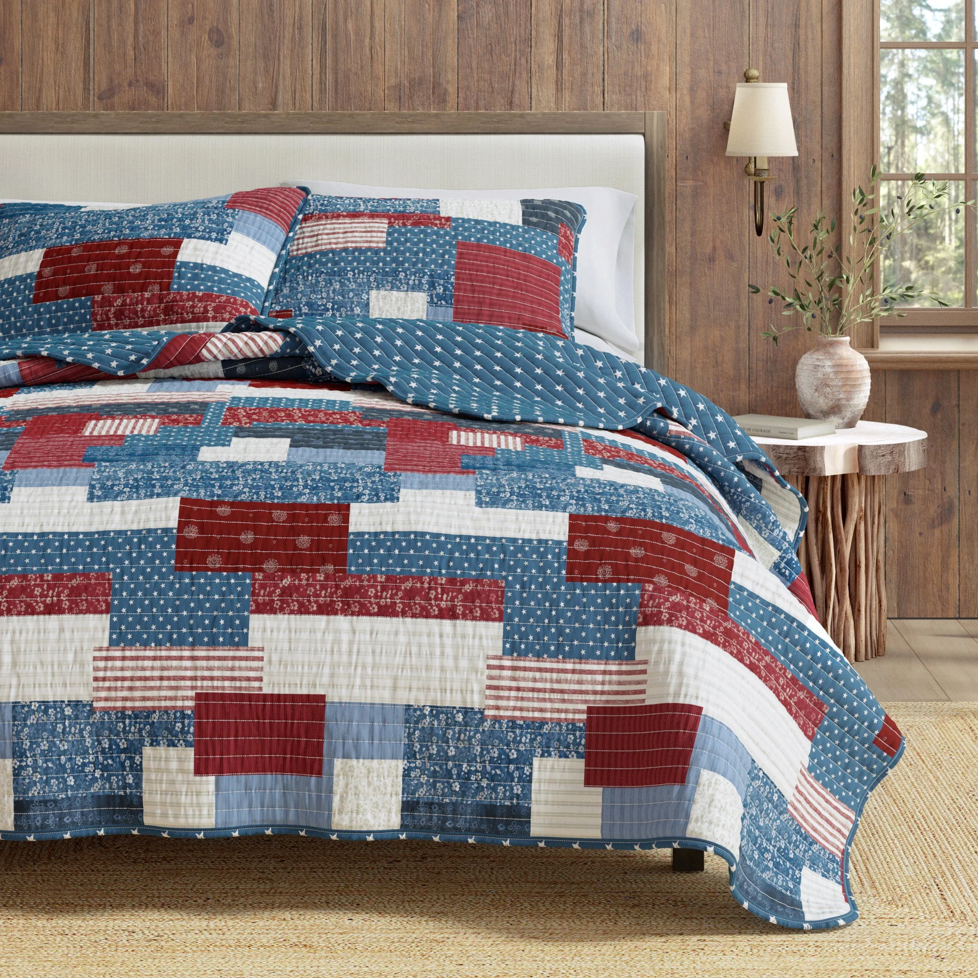 Americana Patchwork Quilt Set - Lowel Collection - Image 6