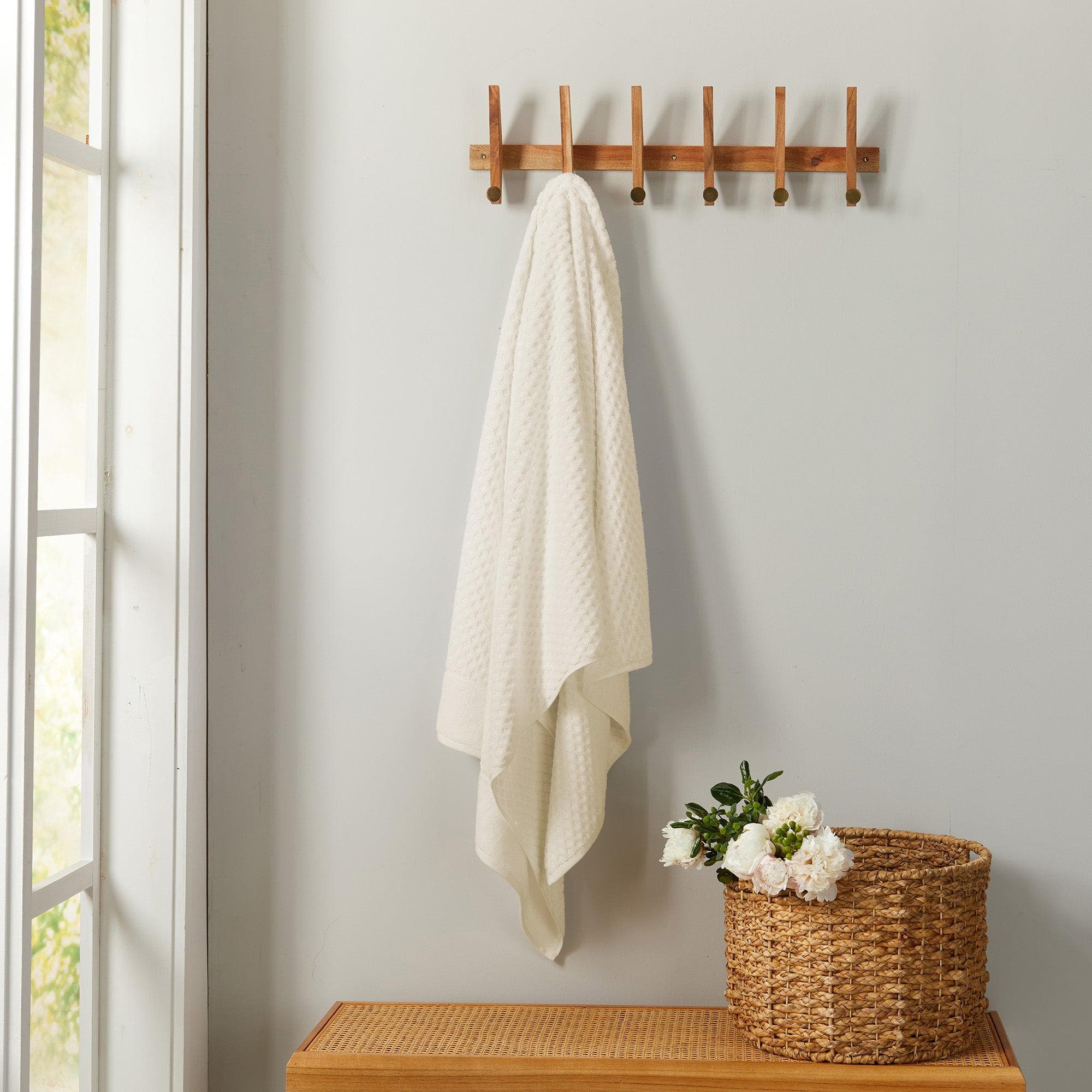 Cotton Diamond Waffle Weave Bath Towel Set - Grayson Collection - Image 177