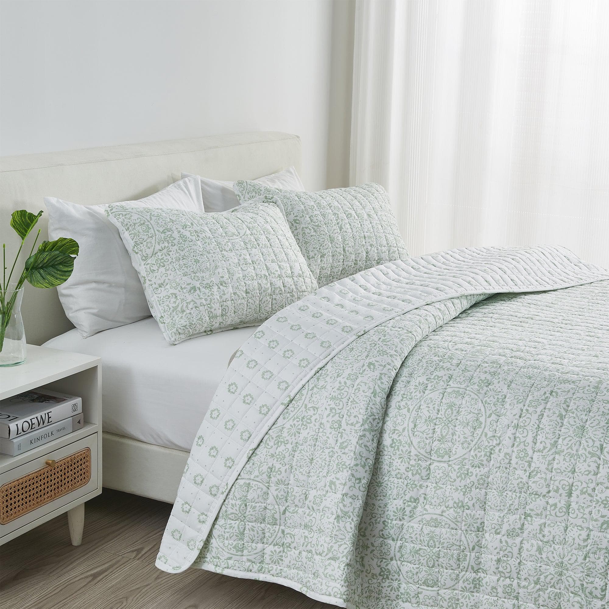 Floral Medallion Printed Microfiber Quilt Set - Kaleigh Collection - Image 4