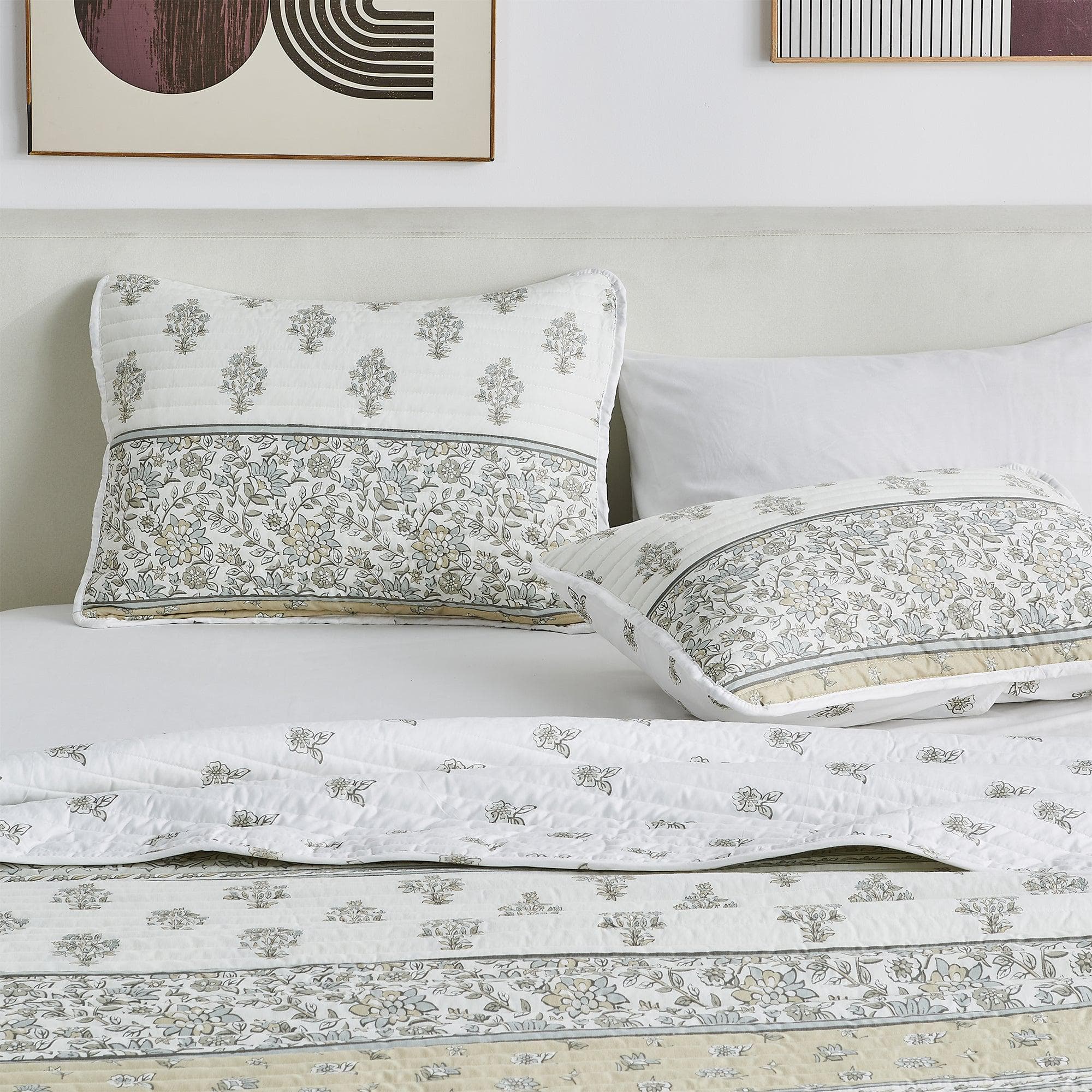 Floral Striped Microfiber Quilt Set - Hermine Collection - Image 3