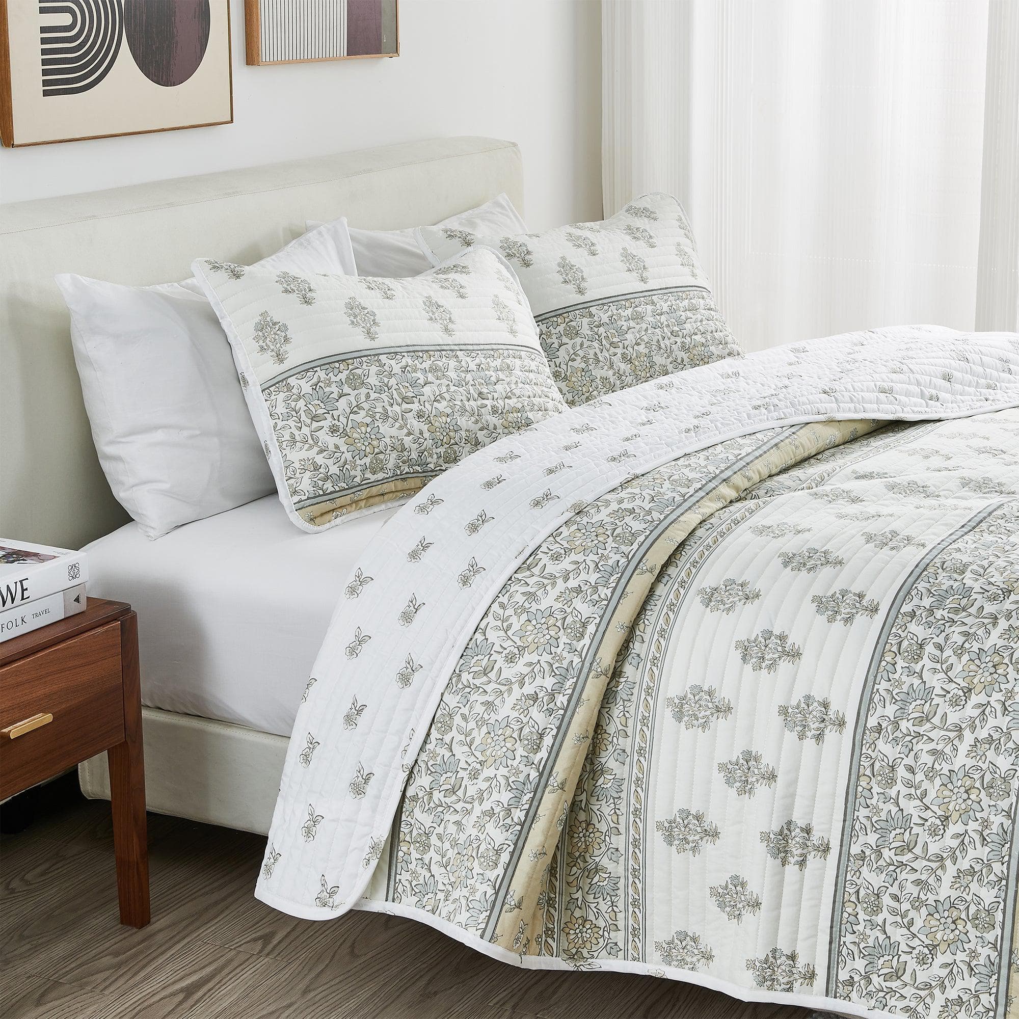 Floral Striped Microfiber Quilt Set - Hermine Collection - Image 4