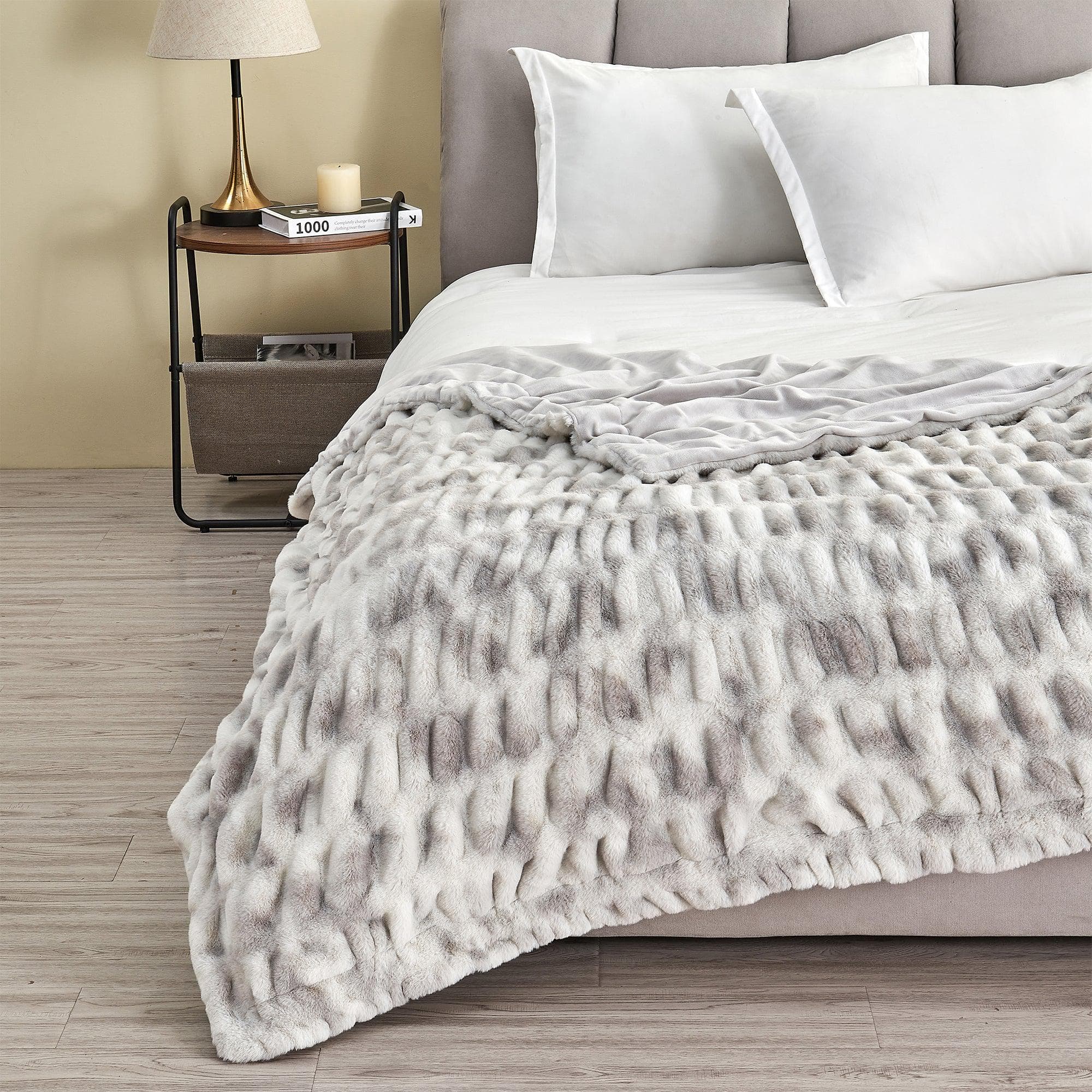 Ruched Faux Fur Throw Blanket - Alondra Collection - Image 21