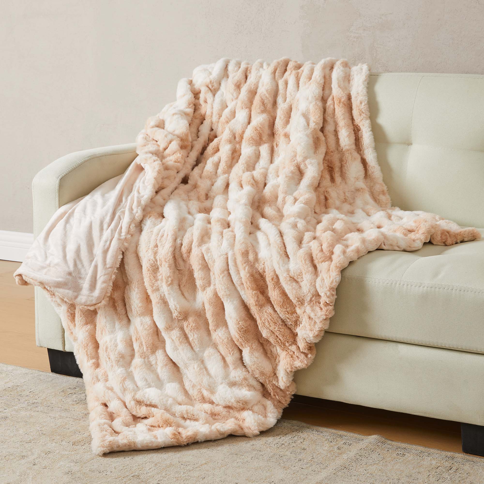 Ruched Faux Fur Throw Blanket - Alondra Collection - Image 40